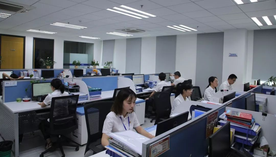 “十心”實(shí)不易，三年不尋常